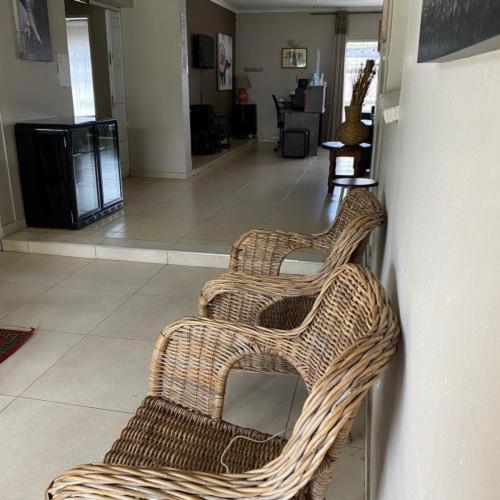 African Kingdom Guest House Boksburg Dış mekan fotoğraf