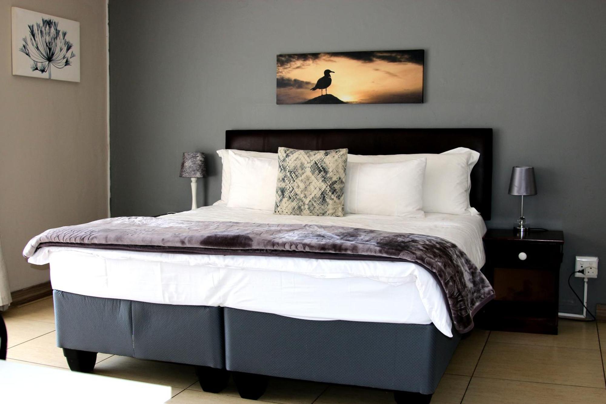 African Kingdom Guest House Boksburg Dış mekan fotoğraf
