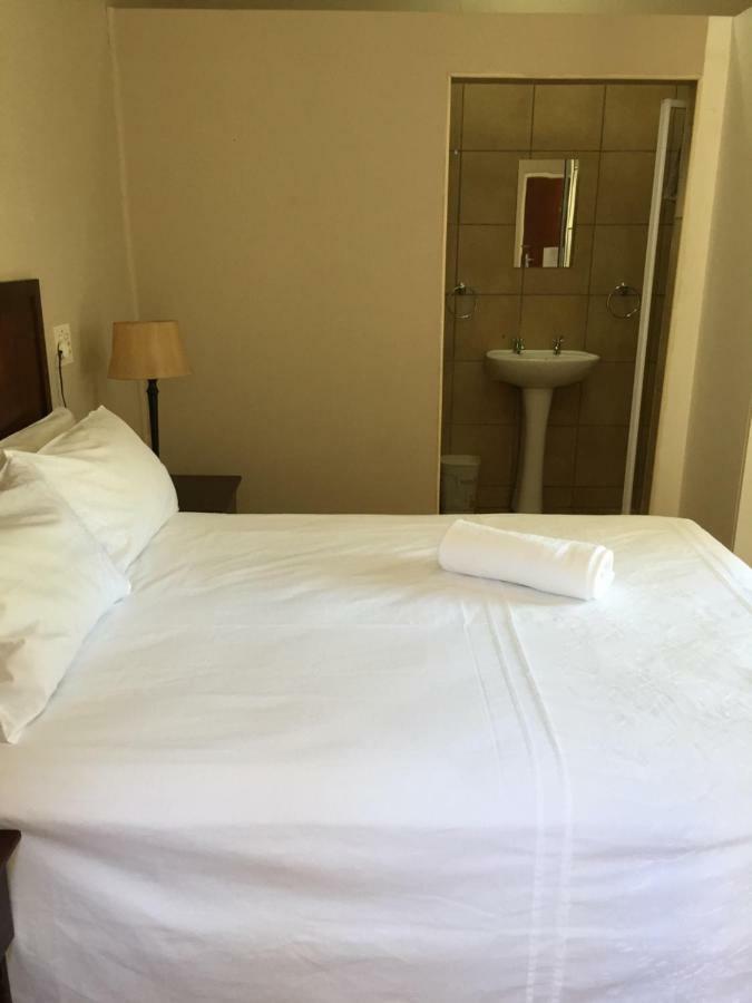 African Kingdom Guest House Boksburg Dış mekan fotoğraf