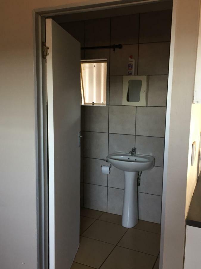 African Kingdom Guest House Boksburg Dış mekan fotoğraf