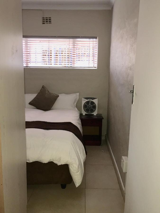African Kingdom Guest House Boksburg Dış mekan fotoğraf
